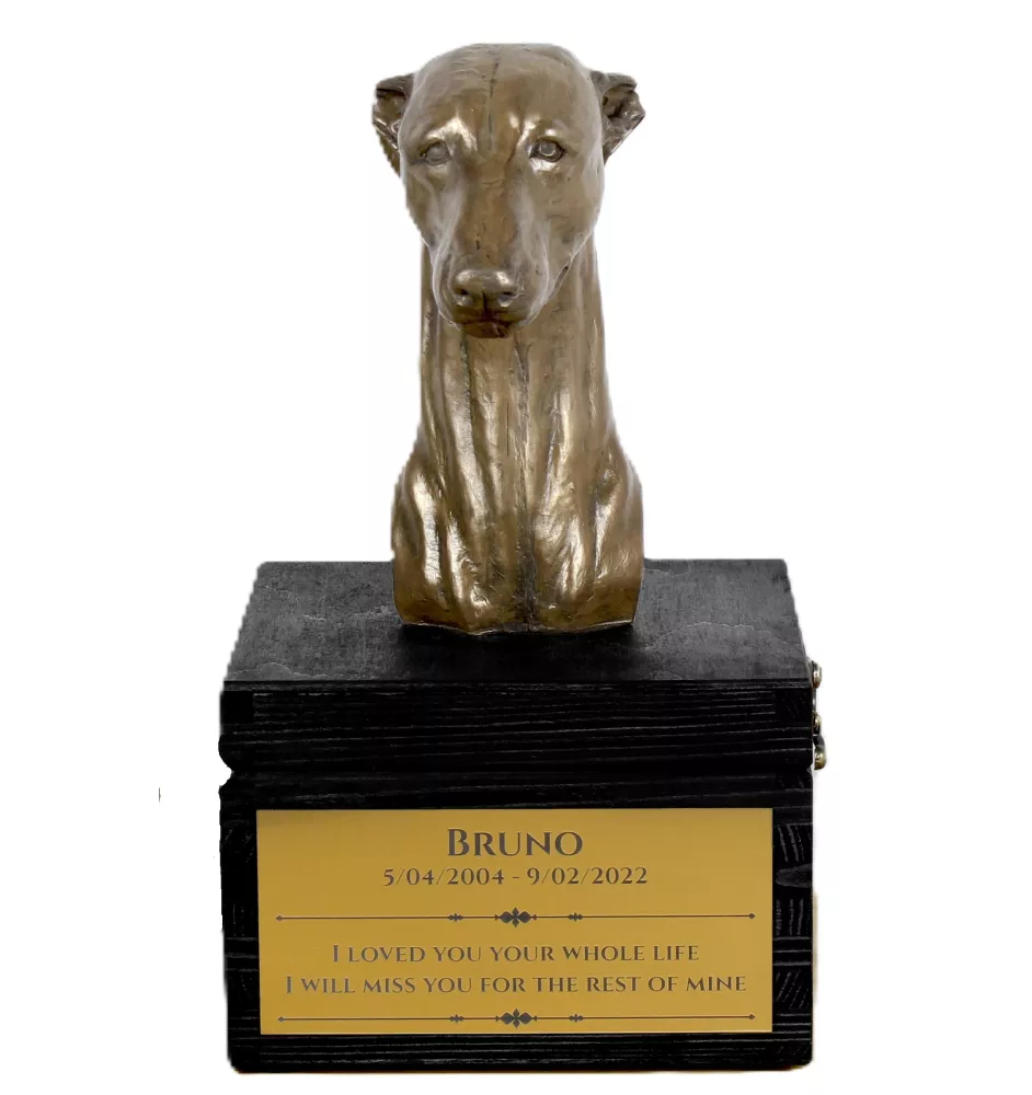 Whippet, Lévrier whippet - une urne avec une gravure et une sculpture de chien, un dernier adieu, un produit fait à la main de la marque Art-Dog