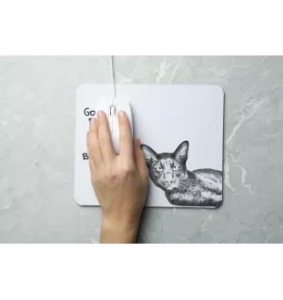 Chat Havana brown - tapis de souris imprimé, tapis de souris personnalisé avec un chat, un gadget unique pour un employé de bureau de la marque Art-Dog