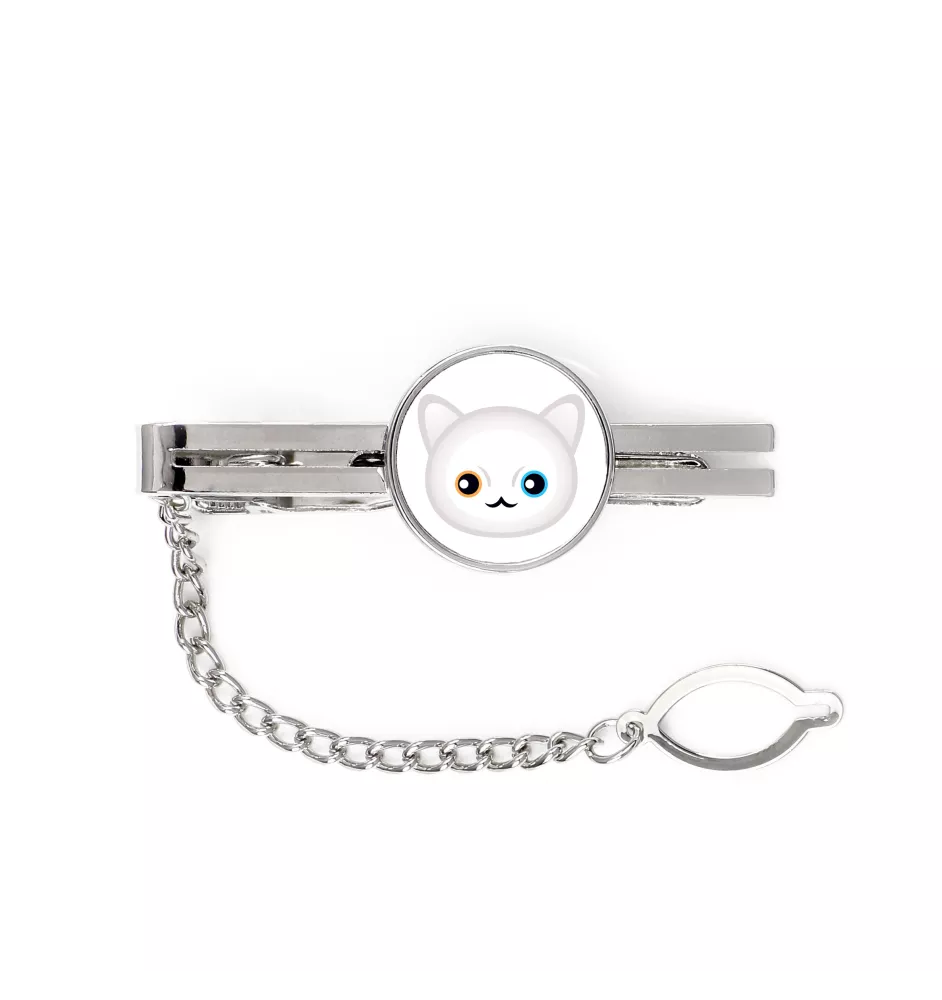 Khao Manee - elegant metal keychain as a gift from Art-Dog brand