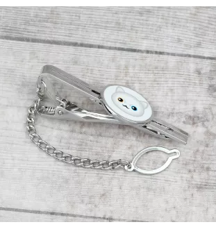 Khao Manee - elegant metal keychain as a gift from Art-Dog brand