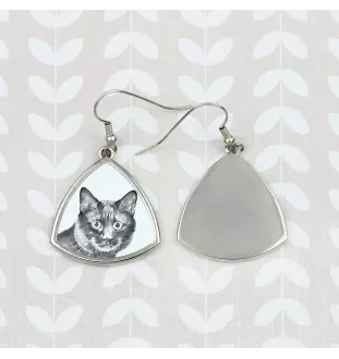 Kurilian bobtail - cat earrings, hanging earrings with a picture, personalized jewelry with Art-Dog brand print.