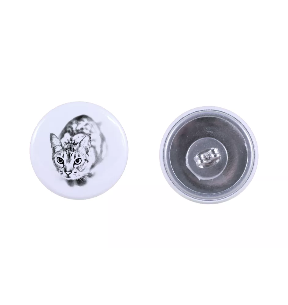 Ocicat - earrings with a beloved cat, own photo, perfect gadget for cat lovers from the Art.-Dog brand.