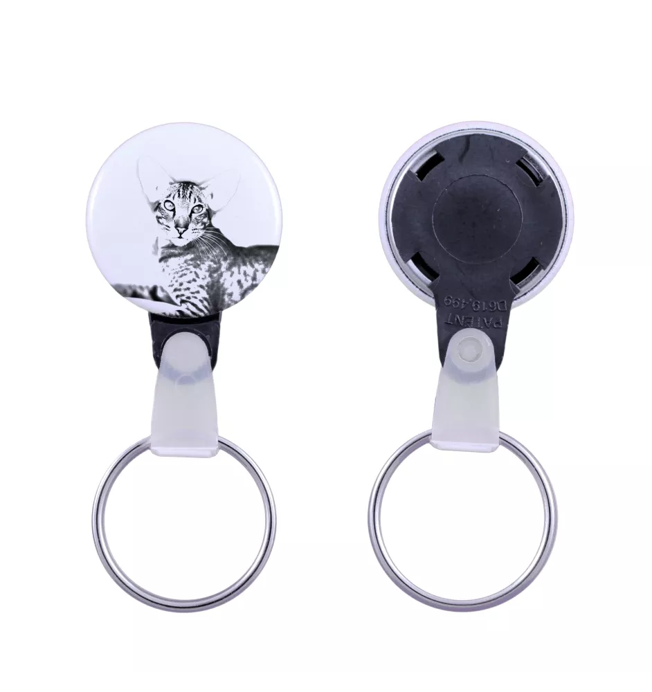Oriental Cat - handmade keychain with a cat portrait, purse charm, product of the Art-Dog brand.