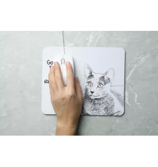 Bleu russe - tapis de souris imprimé, tapis de souris personnalisé avec un chat, un gadget unique pour un employé de bureau de la marque Art-Dog