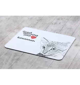 Savannah - tapis de souris imprimé, tapis de souris personnalisé avec un chat, un gadget unique pour un employé de bureau de la marque Art-Dog
