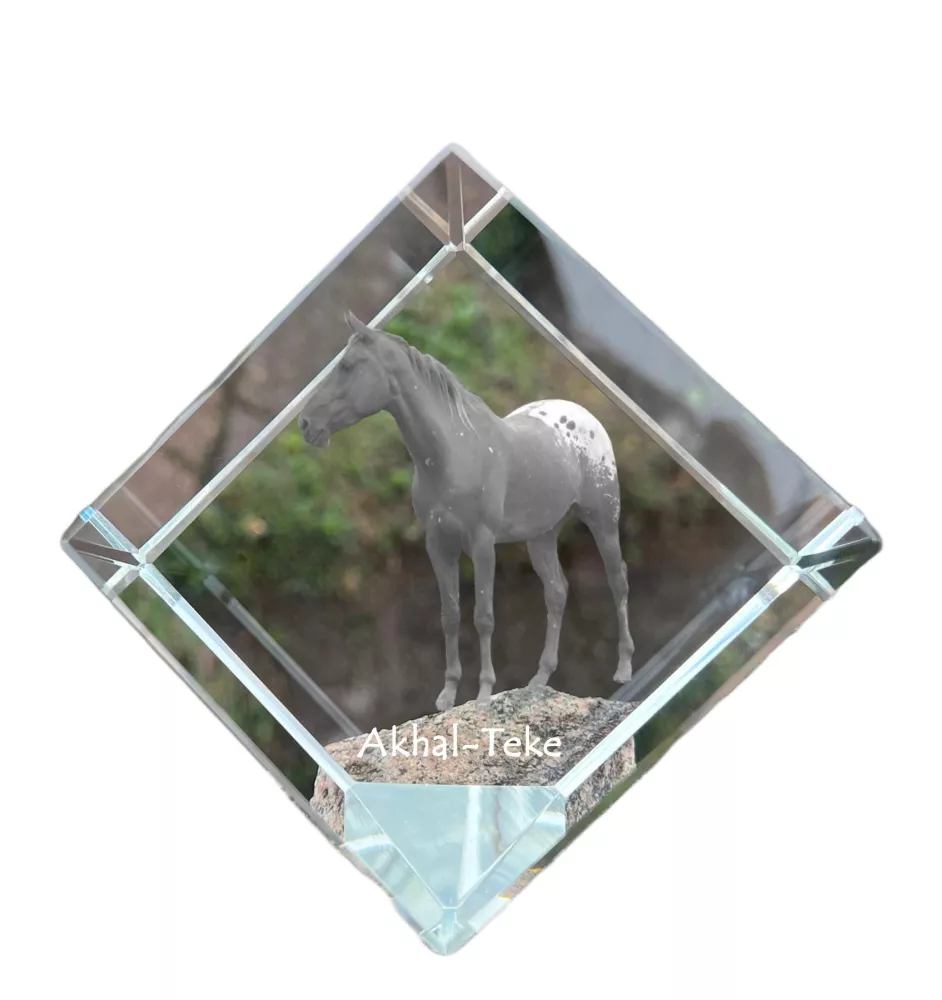 Akhal-Teke kostka kryształowa z koniem Art-Dog