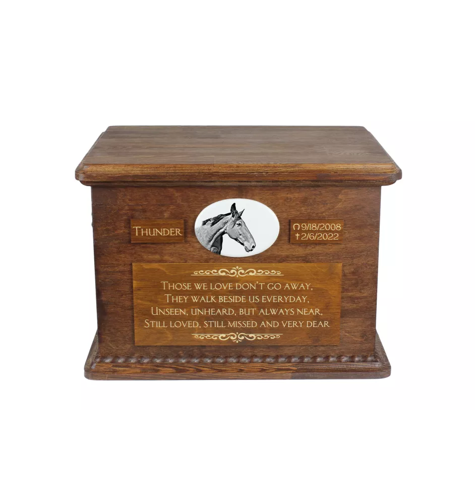 Cheval d'élevage australien - urne pour les cendres d'un cheval, urne personnalisée avec une photo, grande boîte pour les cendres de cheval de la marque Art-Dog
