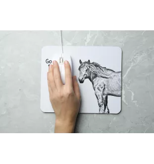 Baskisches Bergpferd - Mauspad mit Druck, personalisiertes Mauspad mit Pferd, einzigartiges Gadget für Büroangestellte von Art-Dog.