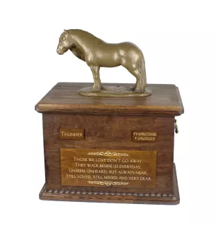 Fell Pony Mare - urn for horse ashes with a statuette, personalized urn with engraving, large box for horse ashes from the Art-Dog brand
