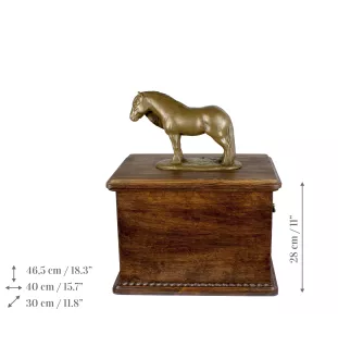 Fell-Pony-Stute - Eine Urne für die Asche eines Pferdes mit einer Statue, personalisierte Urne mit Gravur, große Schachtel für Pferdeasche von der Marke Art-Dog.