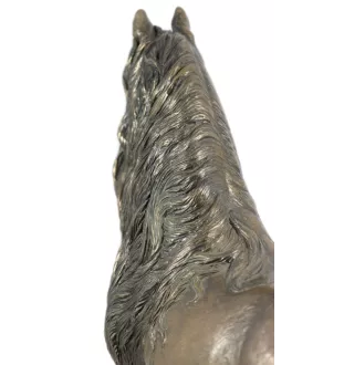 Jument de race Frisonne - statuette avec un cheval, silhouette de cheval sur du bois, un prix prestigieux dans le concours de la marque Art-Dog