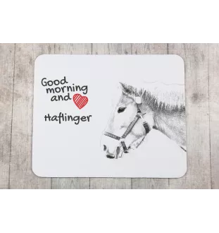 Haflinger - Mauspad mit Druck, personalisiertes Mauspad mit Pferd, einzigartiges Gadget für Büroangestellte von Art-Dog.