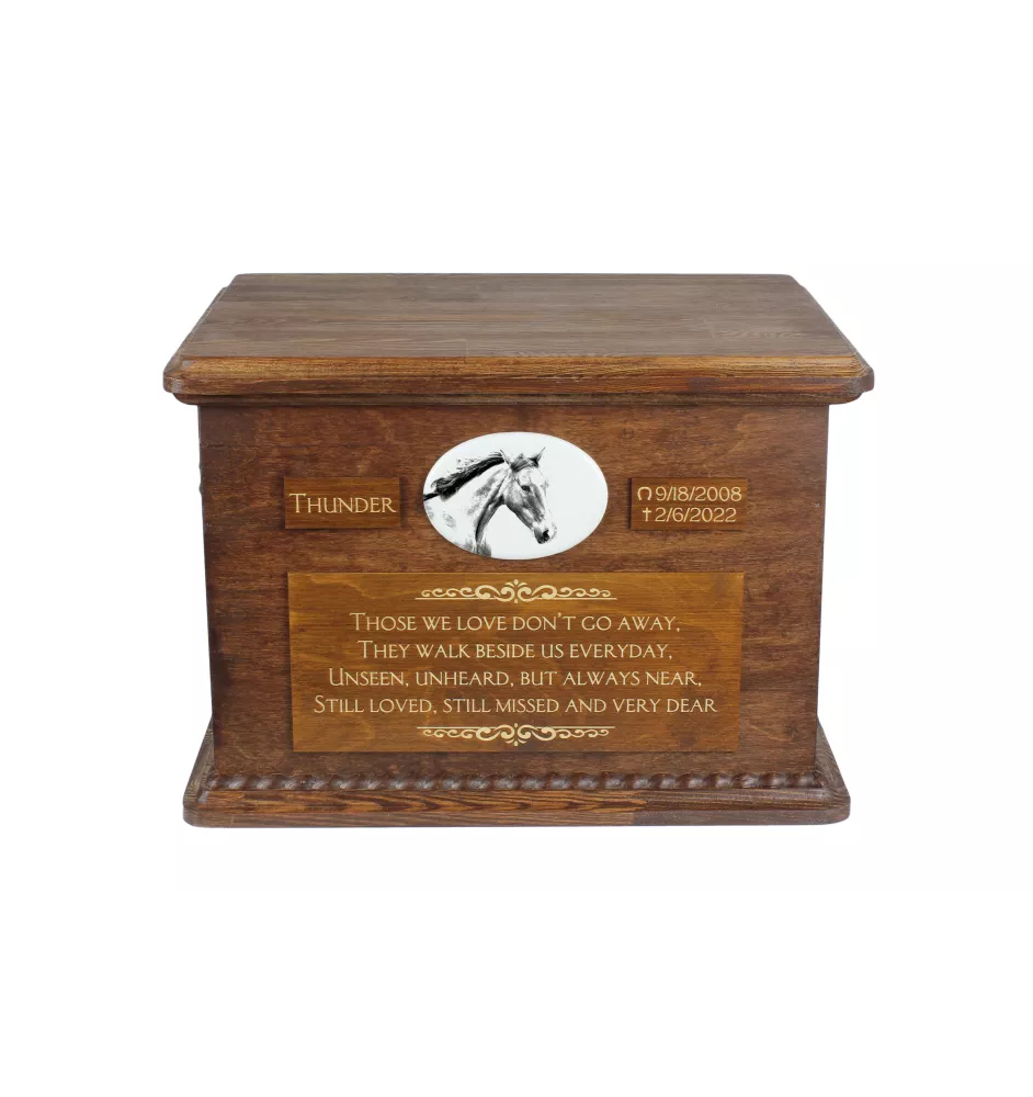 Cheval de sport irlandais - urne pour les cendres d'un cheval, urne personnalisée avec une photo, grande boîte pour les cendres de cheval de la marque Art-Dog