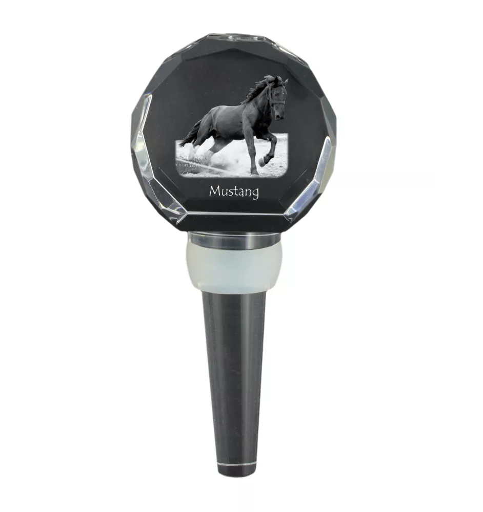 Mustang - Crystal bottle stopper with horse, unique wine stopper with photo, personalised gift for sommelier by Art-Dog brand