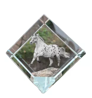 Noriker - crystal cube with a horse picture, horse picture in crystal, cubic paperweight from Art-Dog brand