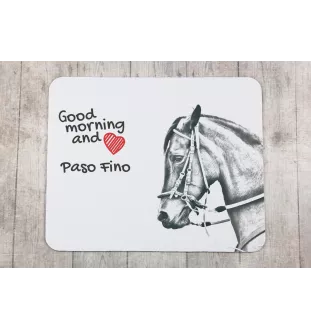 Paso Fino - tapis de souris imprimé, tapis de souris personnalisé avec un cheval, un gadget unique pour un employé de bureau de la marque Art-Dog