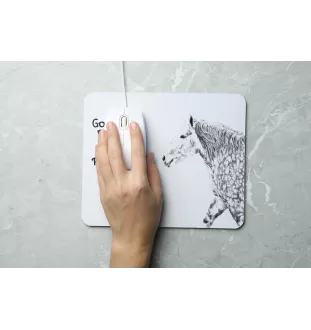 Percheron - tapis de souris imprimé, tapis de souris personnalisé avec un cheval, un gadget unique pour un employé de bureau de la marque Art-Dog