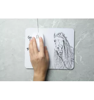 Pintabian - Mauspad mit Druck, personalisiertes Mauspad mit Pferd, einzigartiges Gadget für Büroangestellte von Art-Dog.