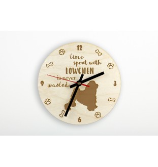 Löwchen - Uhr mit Hund, Holzuhr mit Gravur, personalisierte Uhr von Art-Dog