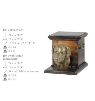 Weimaraner, Weimaraner Vorstehhund - Eine Urne für die Asche eines Hundes mit einer Statuette, eine elegante Urne für einen Hund, eine außergewöhnliche Urne mit dem Porträt eines Hundes von der Marke
