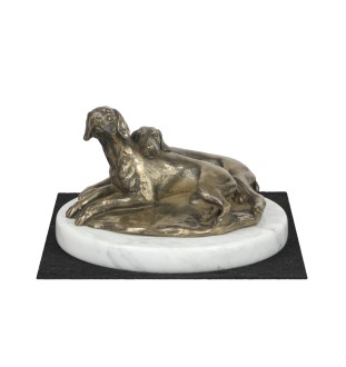 Wyżeł weimarski statuetka na jasnym kamieniu Art-Dog